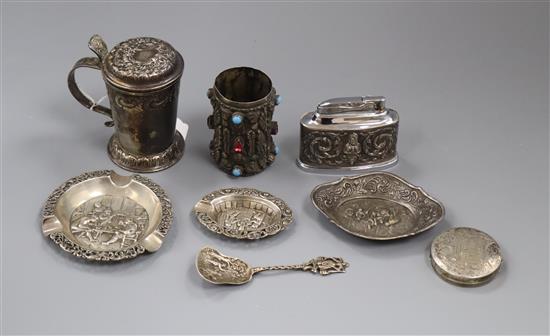 Eight assorted continental white metal and other items including two 830 dishes, 830 pill box, Egyptian box (no cover) etc.